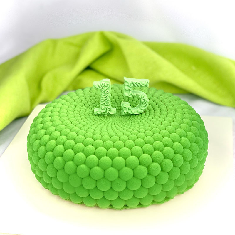 Molde redondo para pastel de M - Kitchen Gadgets Worth Buying reseña y precio